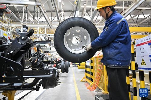 2025年中國新能源汽車產(chǎn)銷量雙超1600萬輛 電附件產(chǎn)業(yè)的機(jī)遇與挑戰(zhàn)